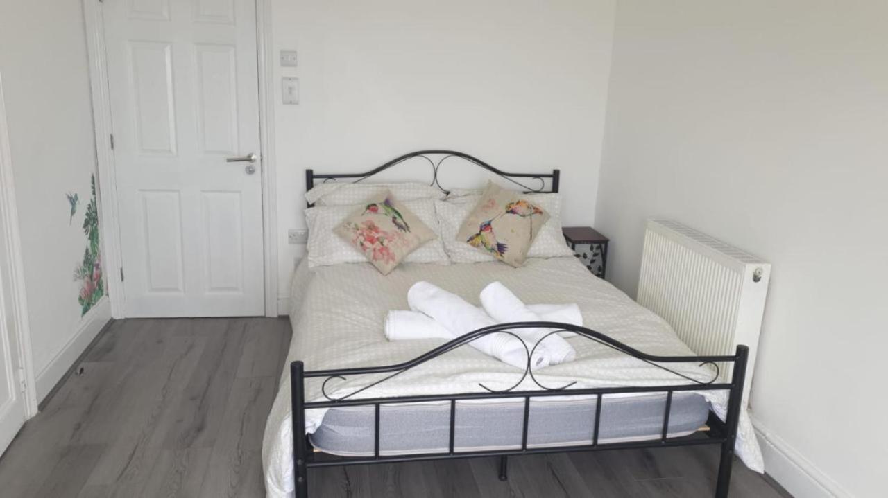 Woodlands Bellevue Bed & Breakfast New Quay  Exterior photo